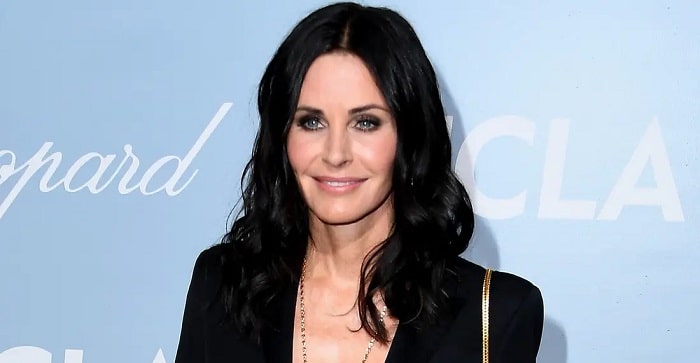 Courteney Cox Had Done Plastic Surgery But Removed it Apparently